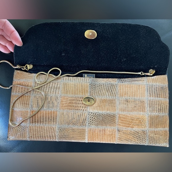 VINTAGE SANES BROWN SNAKESKIN SHOULDER CLUTCH BAG HANDBAG
CHAIN STRAP - Picture 8 of 9